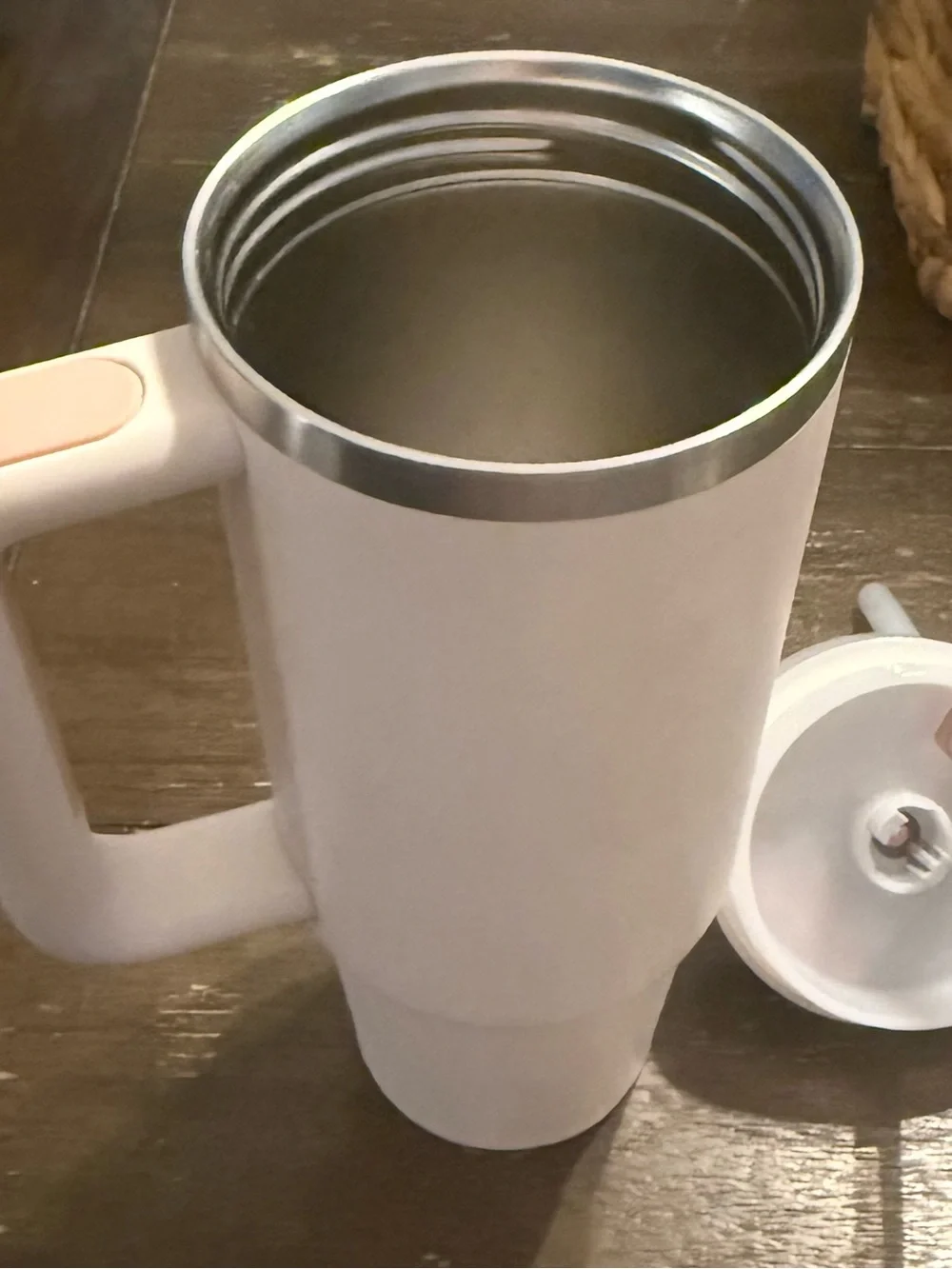 The Quencher H2.0 Flowstate™ Tumbler | 30 OZ - Picture 4 of 4
